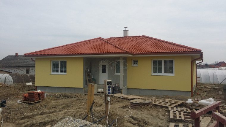 Bungalov Sabina pri Šali – SR